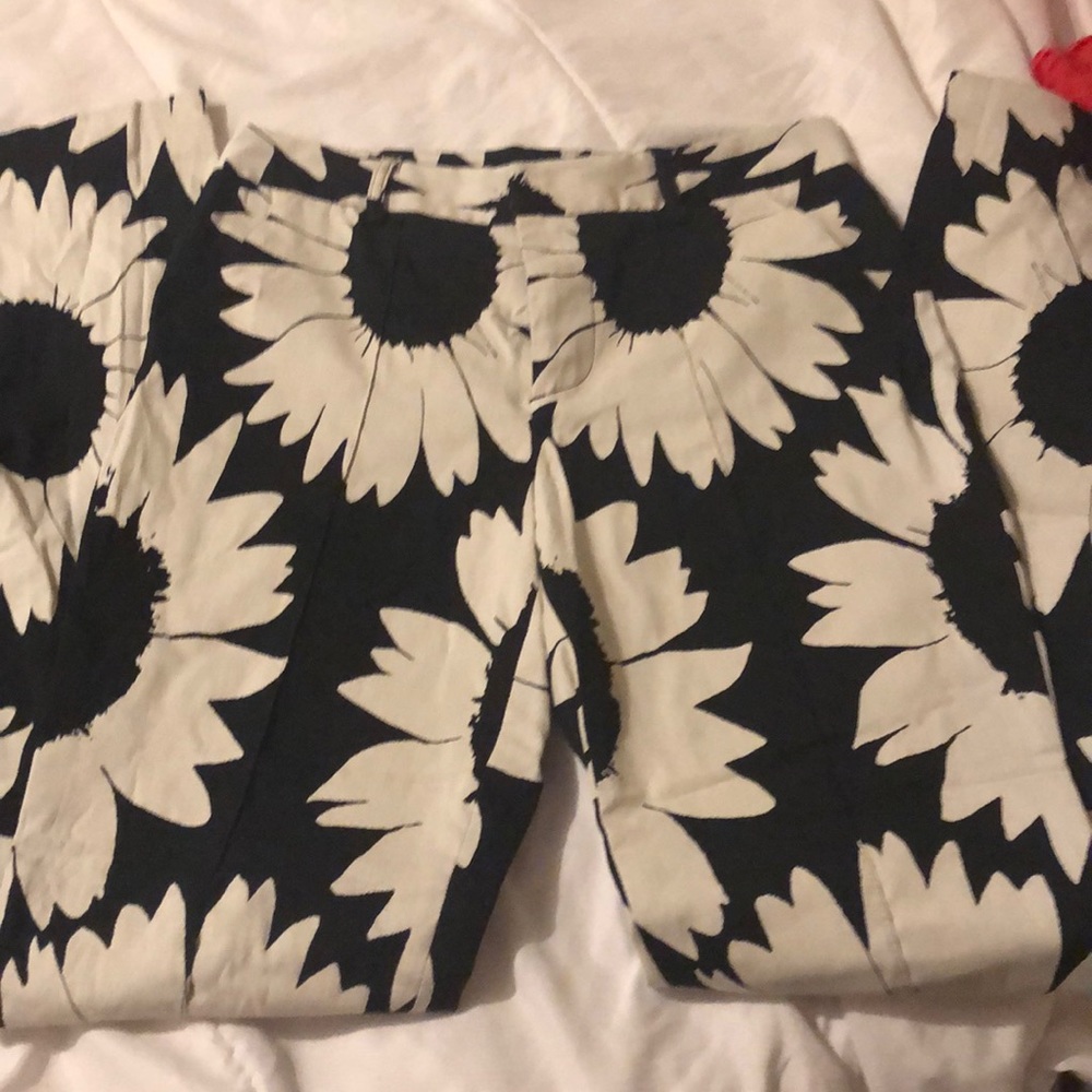 Alice + Olivia funky sunflower pants size 6